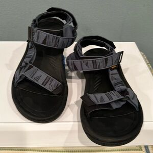 Brand- Teva , style- Mens Hurricane XLT2, Color- Blue combo, Size 7 (mens)